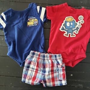 Bundle of 3 Pieces Garanimals Baby Boy 6-9 Months Red Blue Bodysuit Shorts Plaid